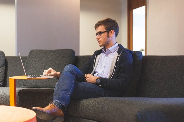 Praca dodatkowa – czym jest freelancing